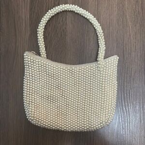 Elegant Pearl Beaded Handbag